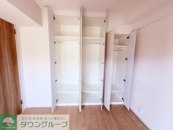 リーフシティ市川 ザ・レジデンスの物件内観写真